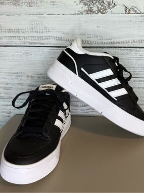 Adidas Womens Break Start Bold Sneakers - black & White Size 7 excellent